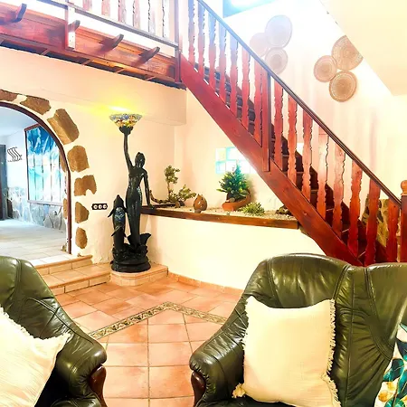 Medinilla With Private Pool In Conil *