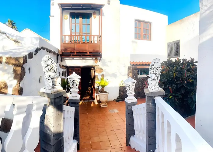 Medinilla With Private Pool In Conil * Masdache