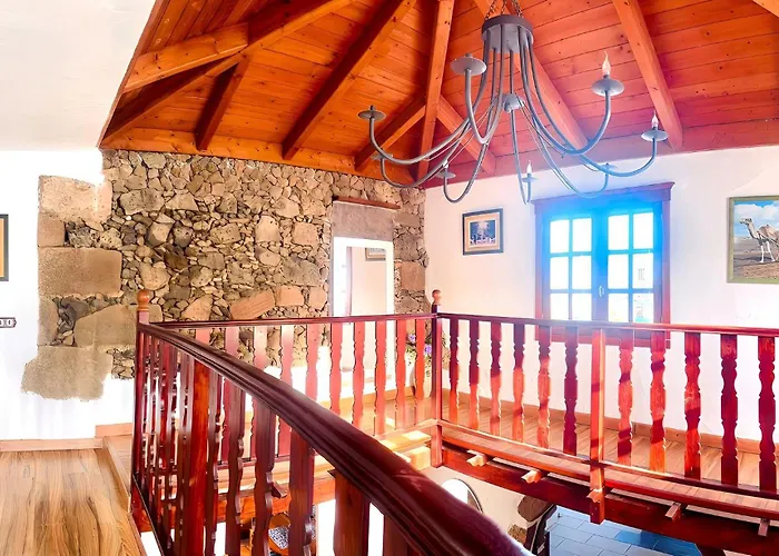 Medinilla With Private Pool In Conil Vila