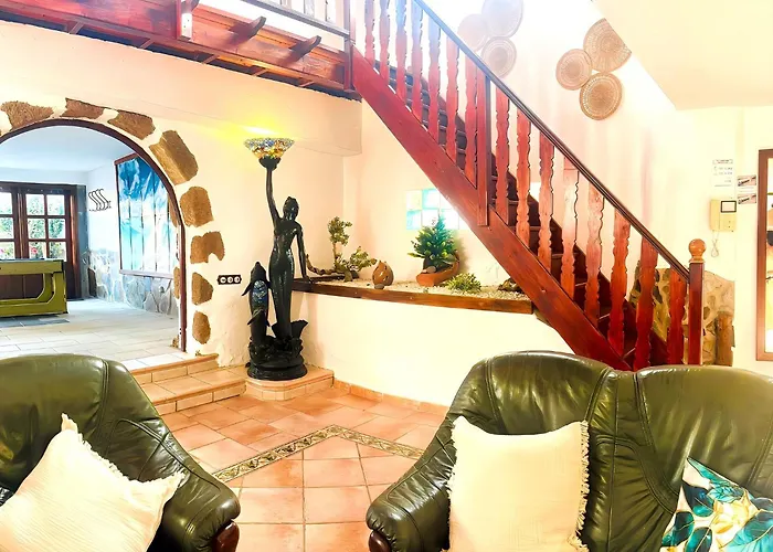 Medinilla With Private Pool In Conil *