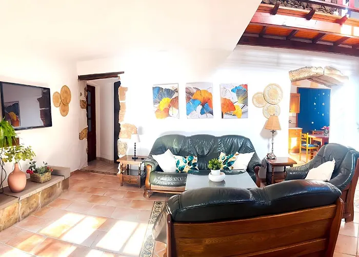 Medinilla With Private Pool In Conil