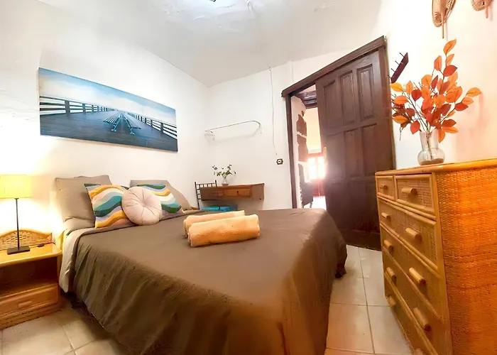 Medinilla With Private Pool In Conil Vila