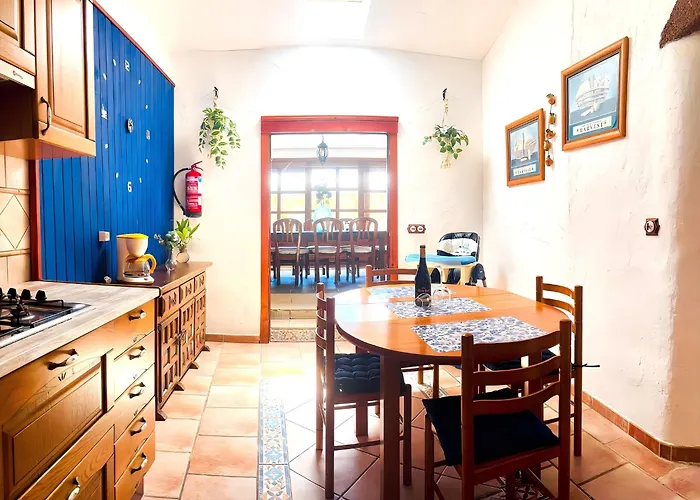 Medinilla With Private Pool In Conil * Masdache