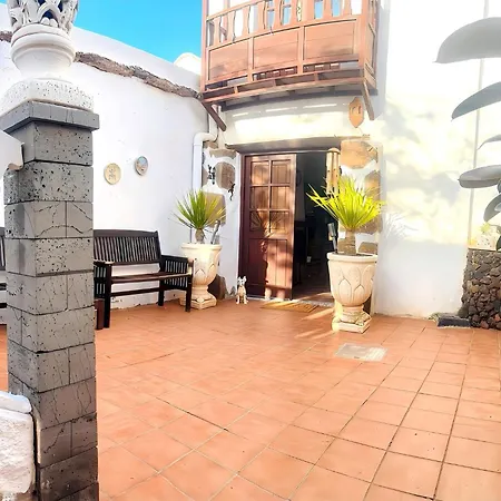 Medinilla With Private Pool In Conil 别墅