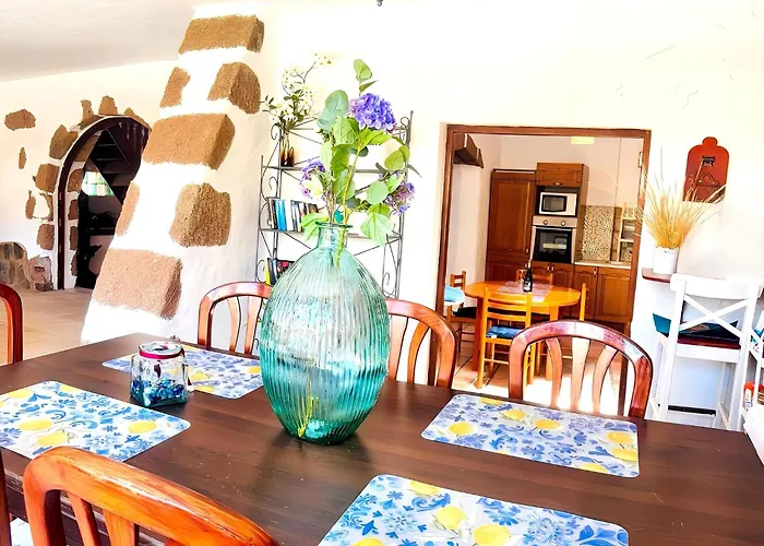 Medinilla With Private Pool In Conil