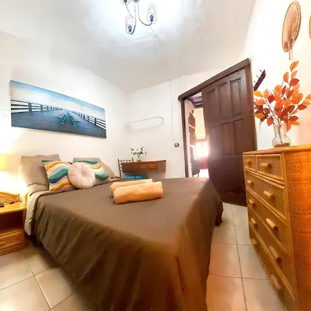 Medinilla With Private Pool In Conil Villa